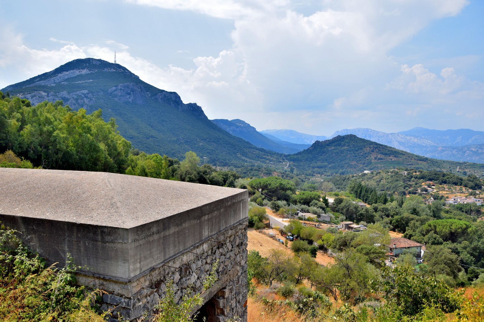 Bauland am Fusse des "La Poltrona" in Dorgali