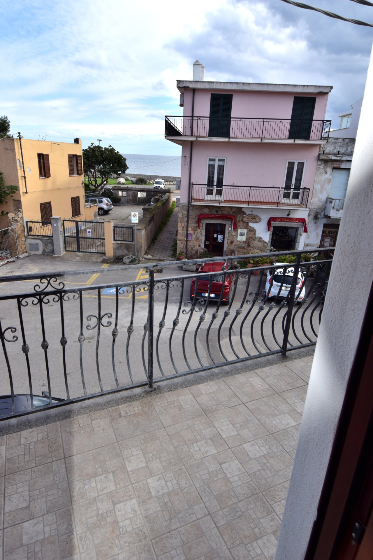 Balkon 2 - Hinterhof: 8.04 m2
